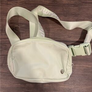 Lululemon belt bag
